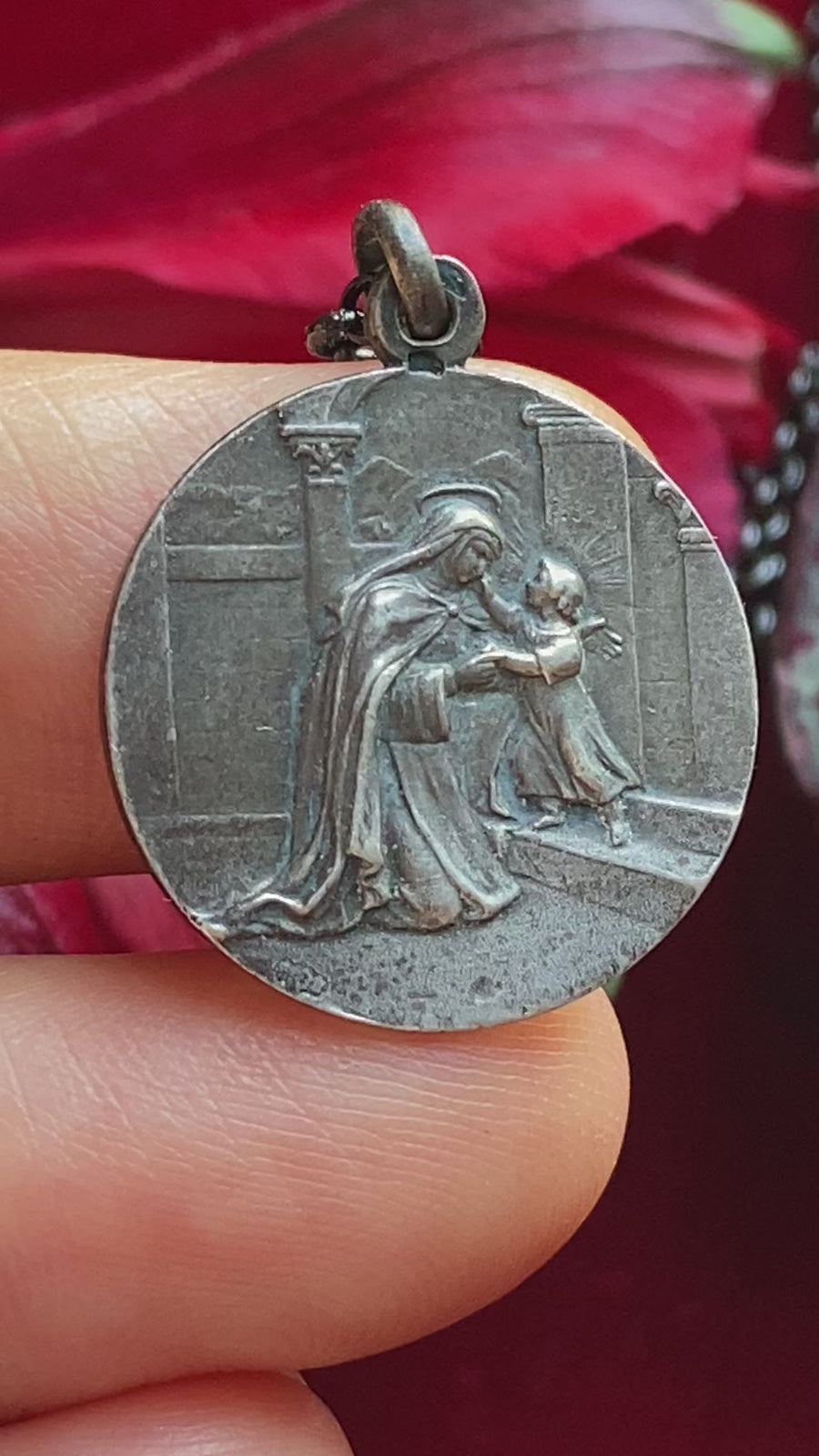 Saint Therese with The Holy Child Jesus Christ Medal Pendant