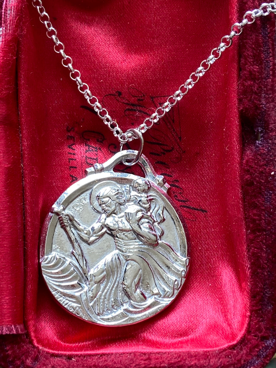 Saint Christopher Medal Necklace - ShopSacredBarcelona